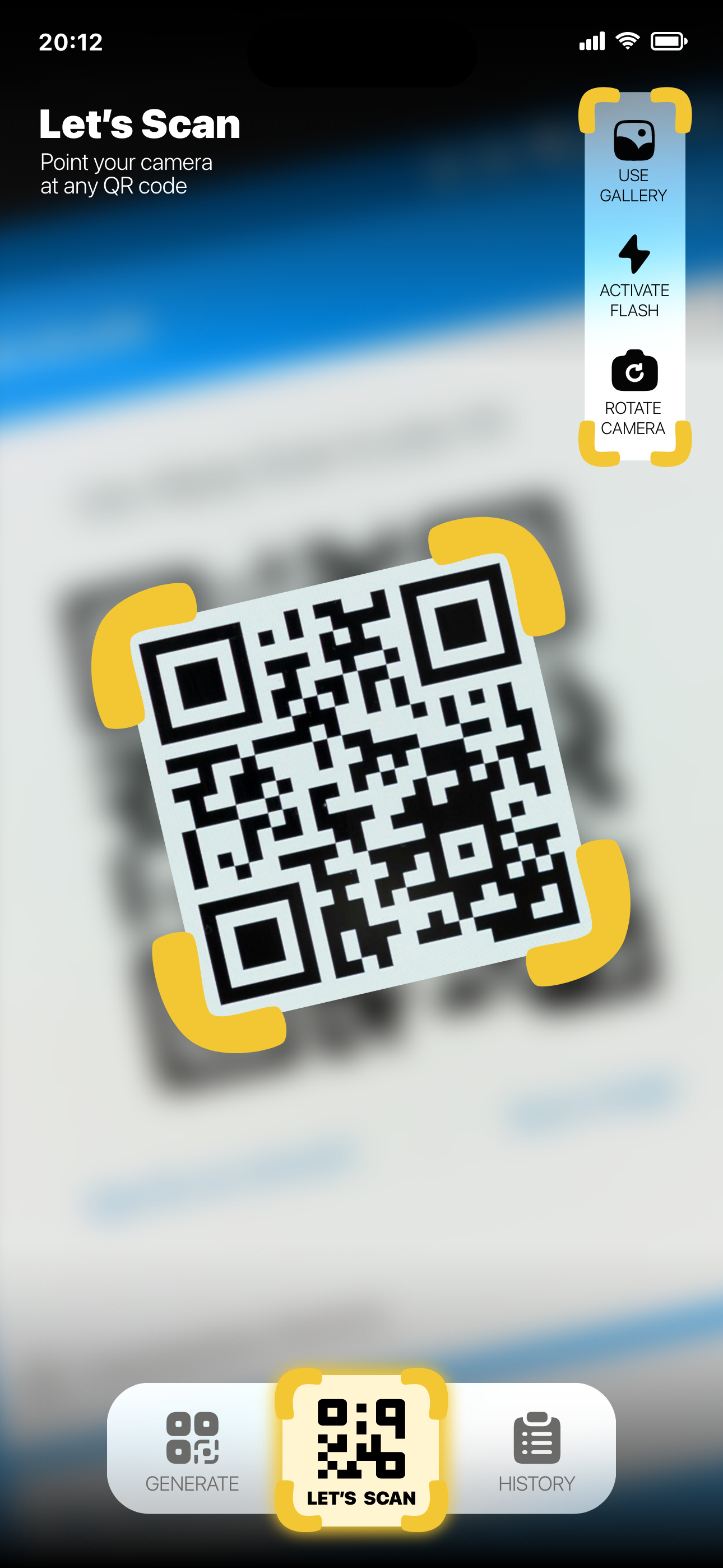 TapTapQR scanner — a QR code framed in yellow brackets, with flash and gallery shortcuts on the right